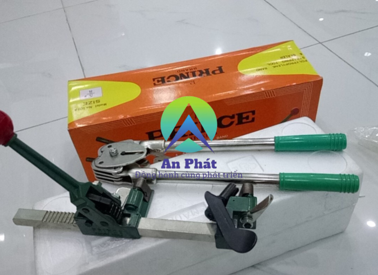 Bộ Dụng Cụ Đóng Đai – Trợ Thủ Đắc Lực Cho Đóng Gói Hiện Đại